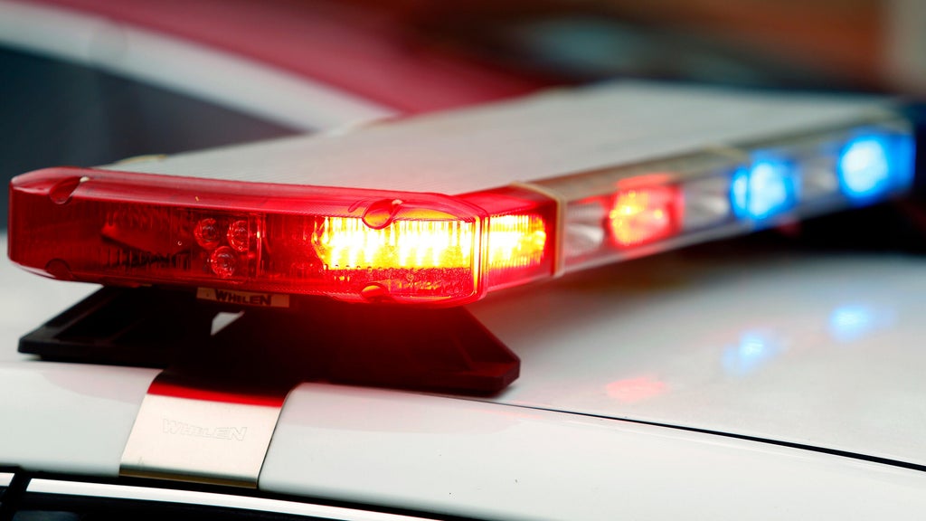 Man arrested after Fairfield home invasion robbery involving shotgun, police say — CBS Bay Area (KPIX), Healdsburg Dining news