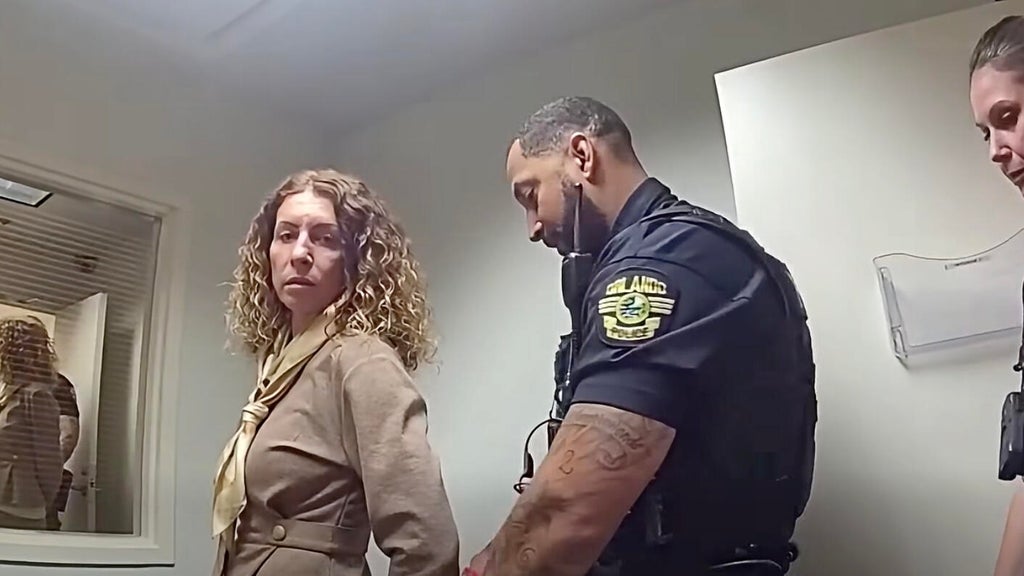 Florida mom arrested at airport for leaving 4 kids home alone during work trip to Vegas, deputies say — Healdsburg Health news