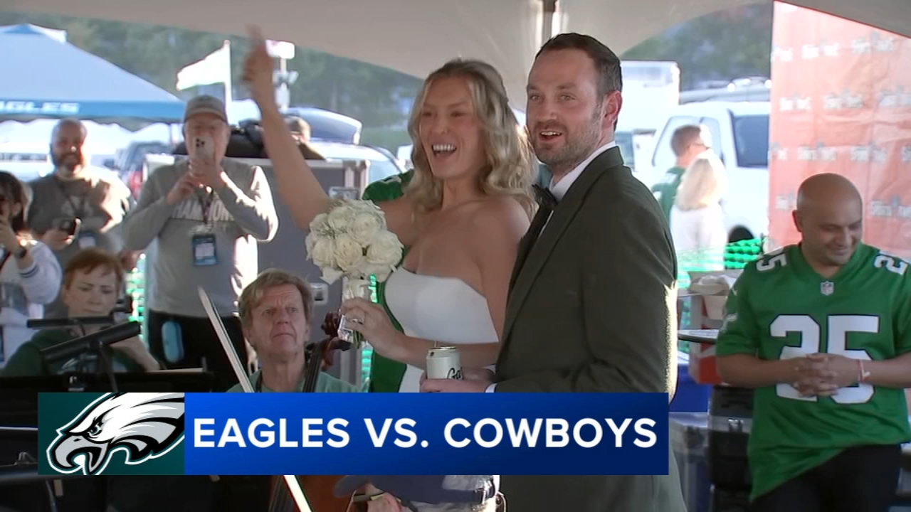 Chicago couple Lindsey Carl, Brandon Byrd get married at Philadelphia Eagles tailgate before MNF
— Healdsburg Community news