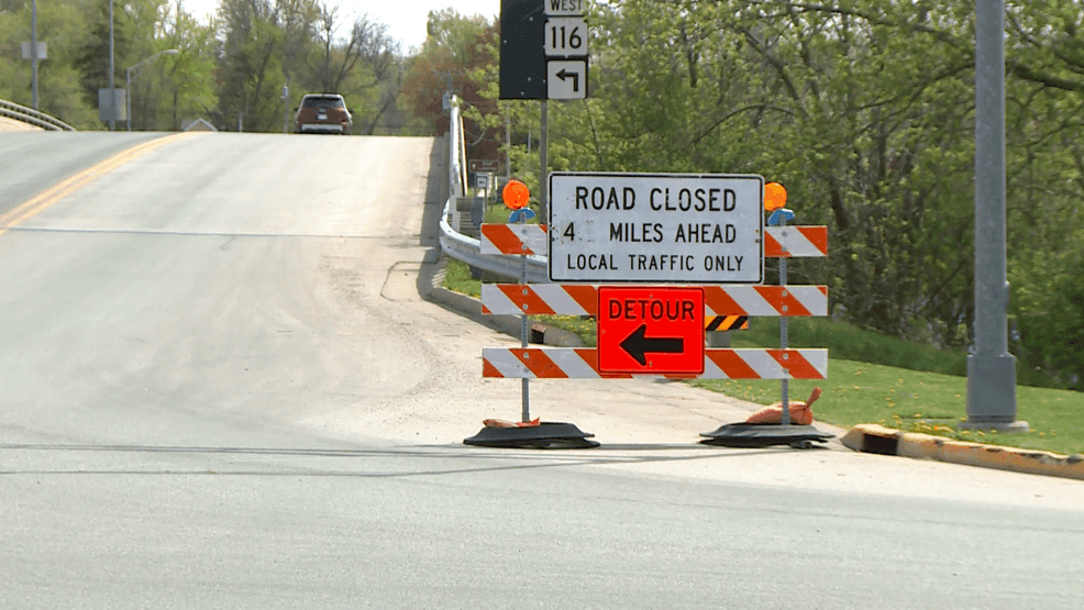 WIS 21 between Oshkosh and Omro to reopen this weekend after resurfacing project — Fox 11 Green Bay Local, Healdsburg Community news