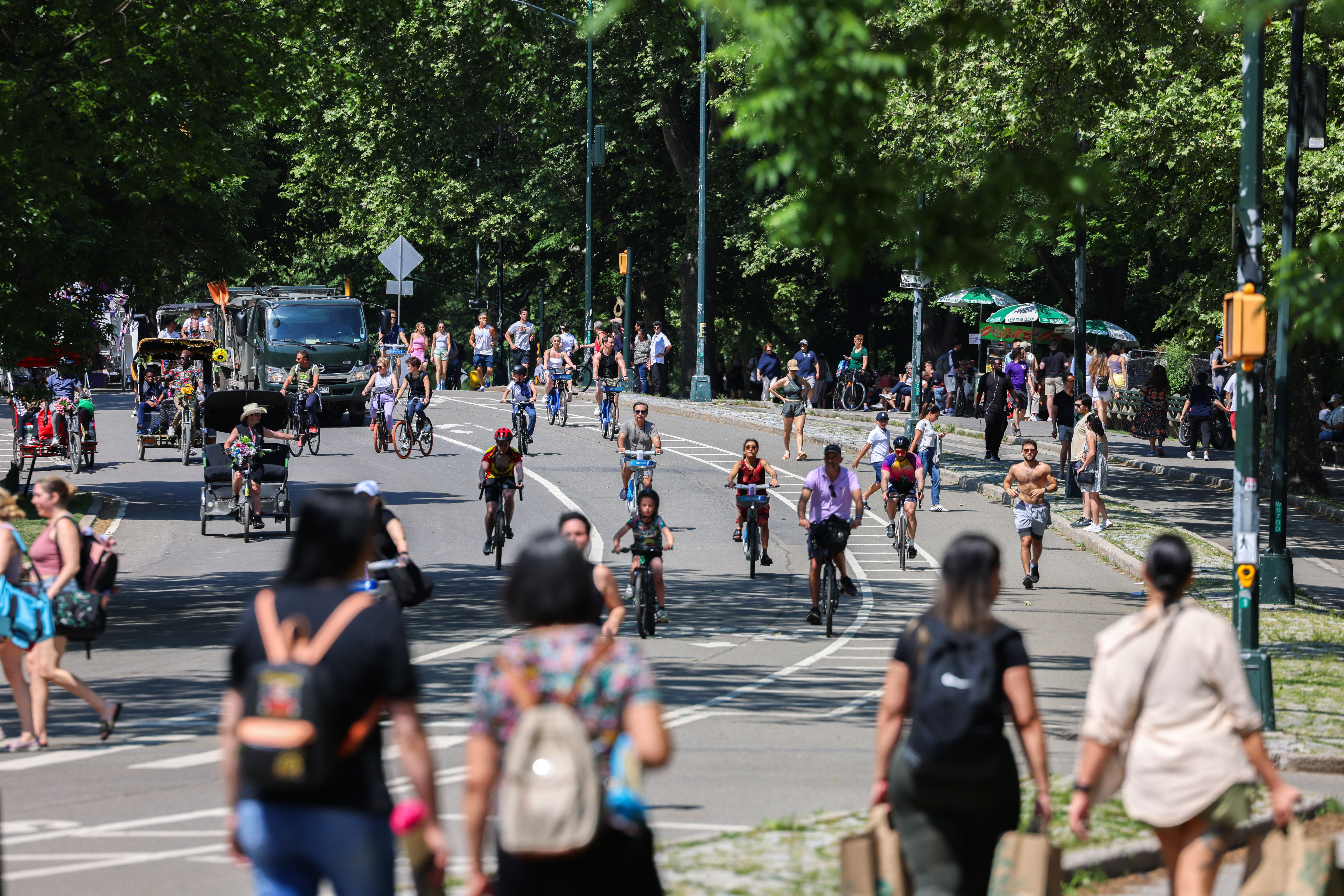 Central Park's car-free loop is busier than ever. Crashes keep piling up. — Gothamist