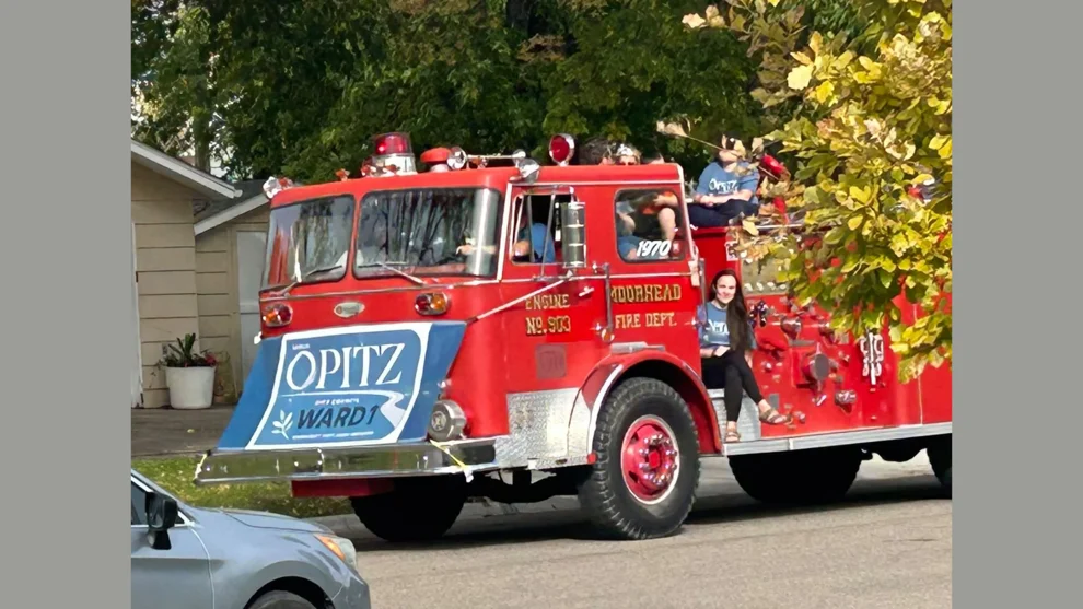 ‘Moorhead’ fire truck’s parade appearance causes social media stir — KFGO, Healdsburg Real Estate news