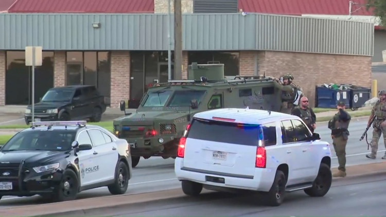 Suspect in custody following SWAT call in northeast Austin — KVUE (Austin), Healdsburg Community news