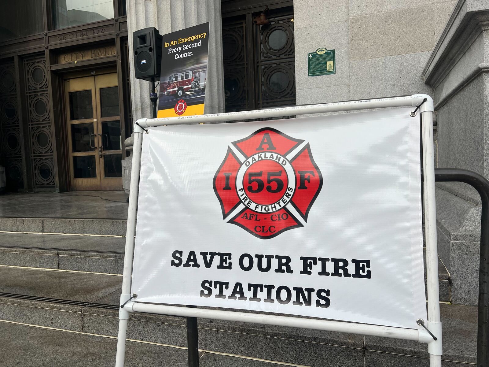 Oakland firefighters union reaches tentative contract with city — Healdsburg Community news