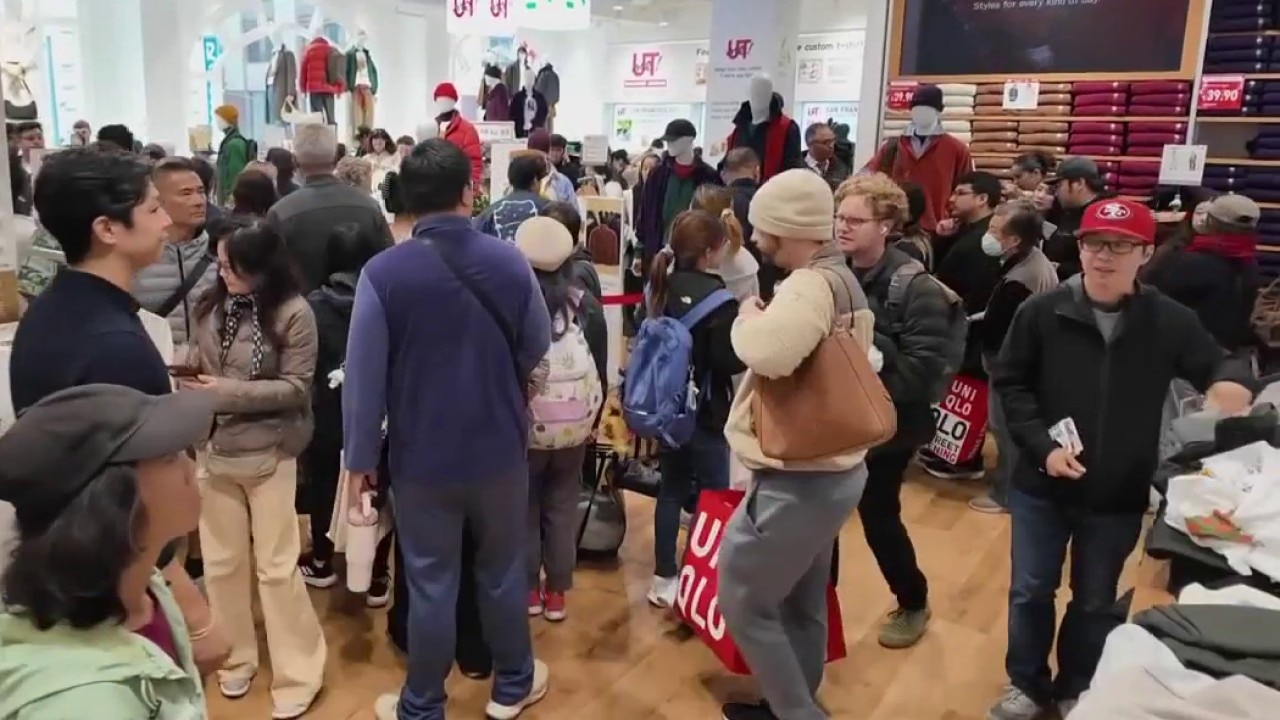 Crowds line up for grand opening of new Uniqlo store in SF — KTVU FOX 2 Bay Area, Healdsburg Business news
