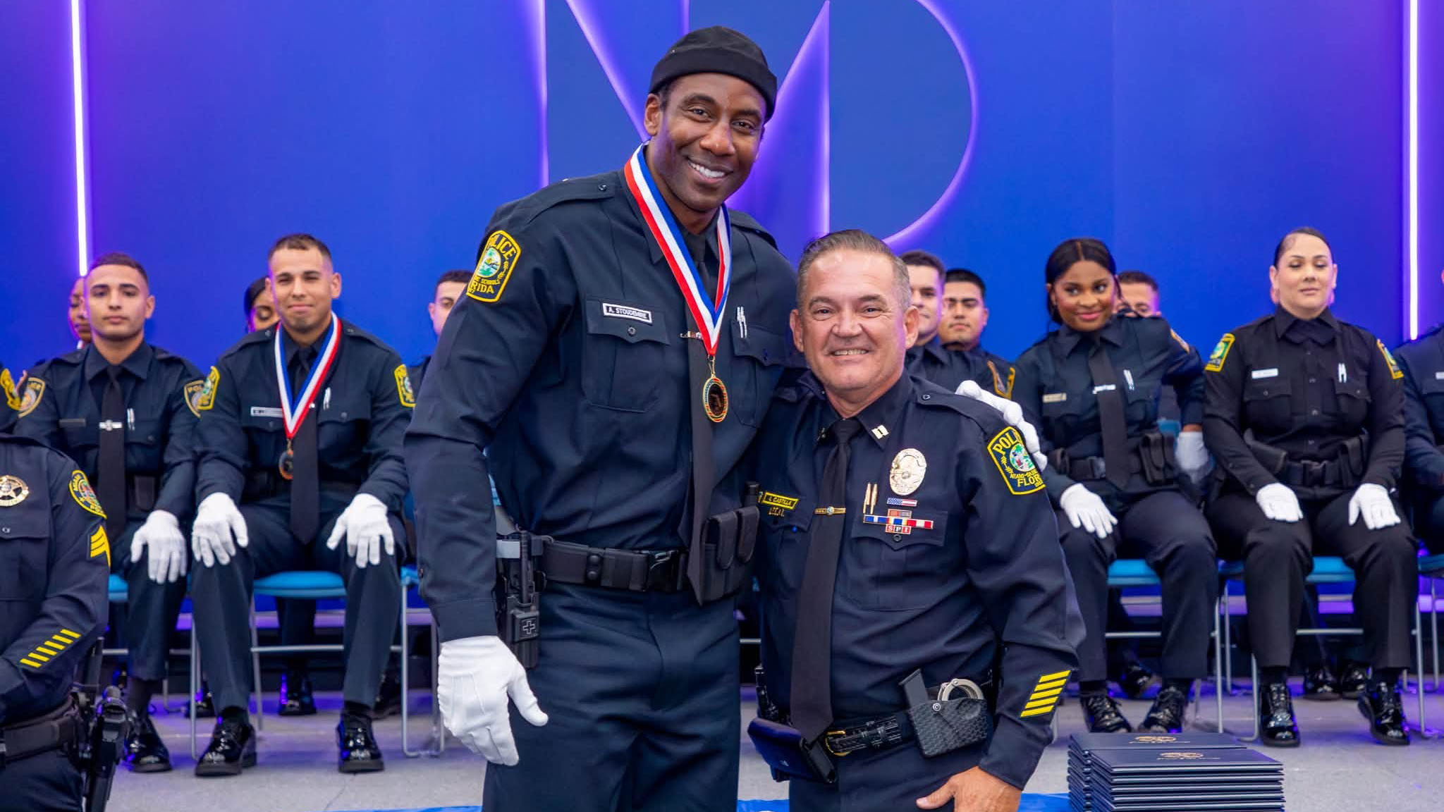 NBA hall of famer Amar'e Stoudemire begins new career as Florida police officer — KTVU Sports, Healdsburg Sports news